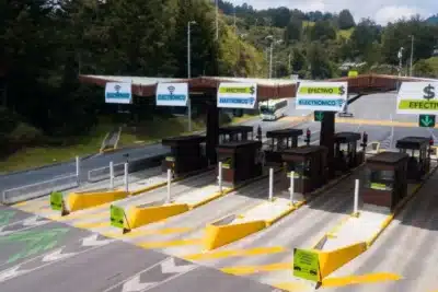 Imagen que representa y simboliza y refuerza el contenido de la noticia: Aumento de seis peajes importantes en Antioquia
