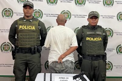 Imagen que representa y simboliza y refuerza el contenido de la noticia: Capturan a hombre por porte ilegal de arma en Chigorodó