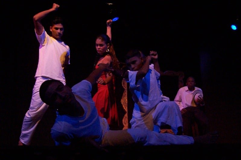 Cómo el teatro transforma el dolor en esperanza por las víctimas de desapariciones en Apartadó Imagen que representa y simboliza y refuerza el contenido de la noticia: Cómo el teatro transforma el dolor en esperanza por las víctimas de desapariciones en Apartadó