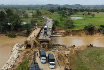 Avanza atención de emergencia por lluvias en Urabá con puentes y gas Imagen que representa y simboliza y refuerza el contenido de la noticia: Avanza atención de emergencia por lluvias en Urabá con puentes y gas