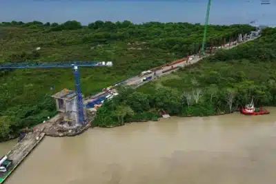 Imagen que representa y simboliza y refuerza el contenido de la noticia: Nuevo billonario megapuerto en Urabá con inversión de US$1.300 millones