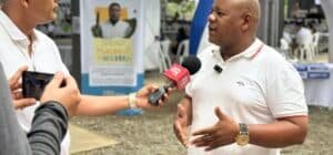 Imagen que representa y simboliza y refuerza el contenido de la noticia: Secretario de Educación de Apartadó víctima de asalto en restaurante