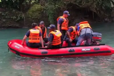 Búsqueda de niña y joven desaparecidos en ríos de Urabá Imagen que representa y simboliza y refuerza el contenido de la noticia: Búsqueda de niña y joven desaparecidos en ríos de Urabá