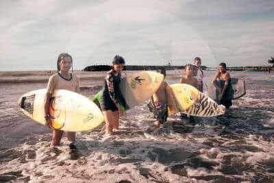 Historia de la Liga de Surf en Antioquia y su conexión con Urabá Imagen que representa y simboliza y refuerza el contenido de la noticia: Historia de la Liga de Surf en Antioquia y su conexión con Urabá