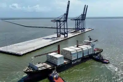 Imagen que representa y simboliza y refuerza el contenido de la noticia: Invima refuerza controles sanitarios en Puerto Antioquia Urabá