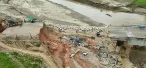 Imagen que representa y simboliza y refuerza el contenido de la noticia: Paso vehicular en San Juan de Urabá podría habilitarse en abril