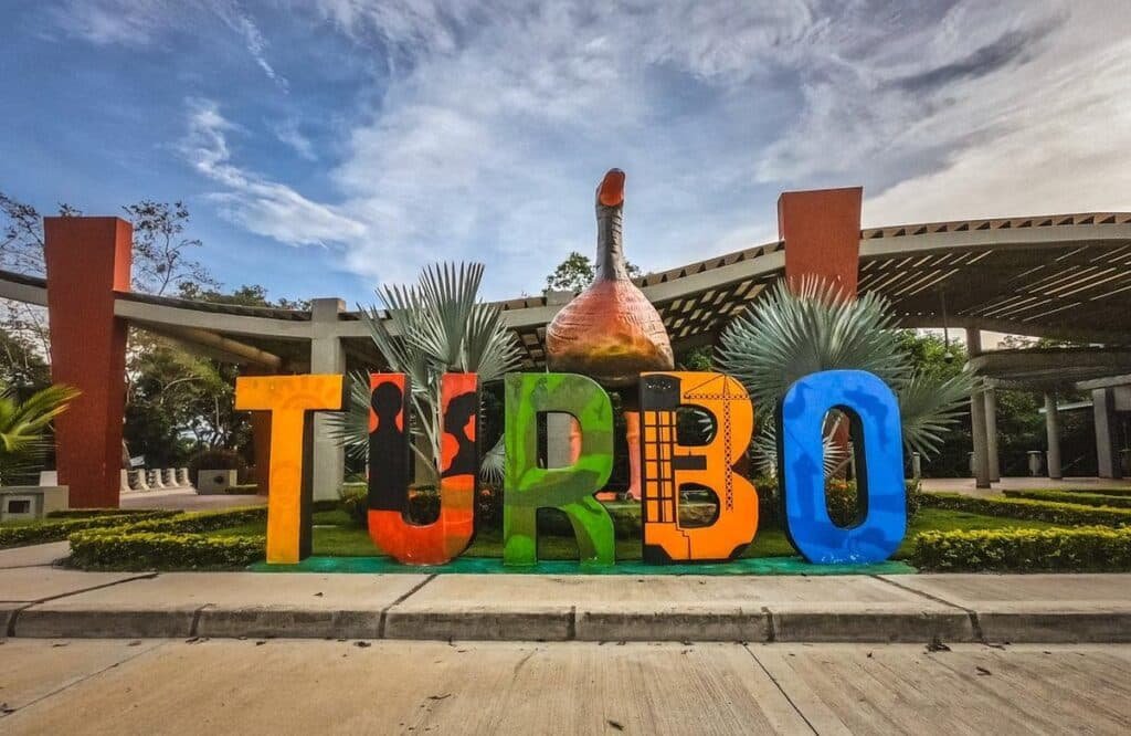 Turbo denuncia que más de 12.000 habitantes no son reconocidos por el DANE Imagen que representa y simboliza y refuerza el contenido de la noticia: Turbo denuncia que más de 12.000 habitantes no son reconocidos por el DANE