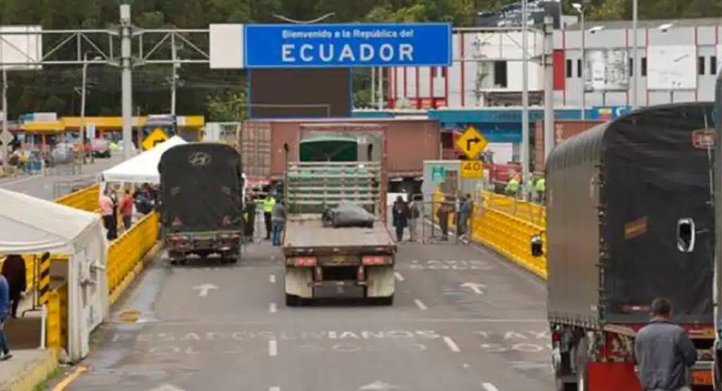 Colombia aplicará aranceles del 50 % a más de 100 productos ecuatorianos
