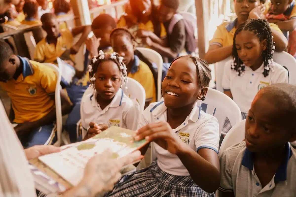Imagen que representa y simboliza y refuerza el contenido de la noticia: El recorrido de los libros hacia el Golfo de Urabá y Chocó