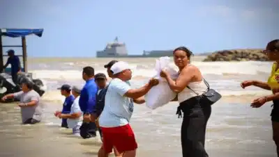Imagen que representa y simboliza y refuerza el contenido de la noticia: Envío de 20 toneladas de ayuda a Arboletes, Antioquia por mar
