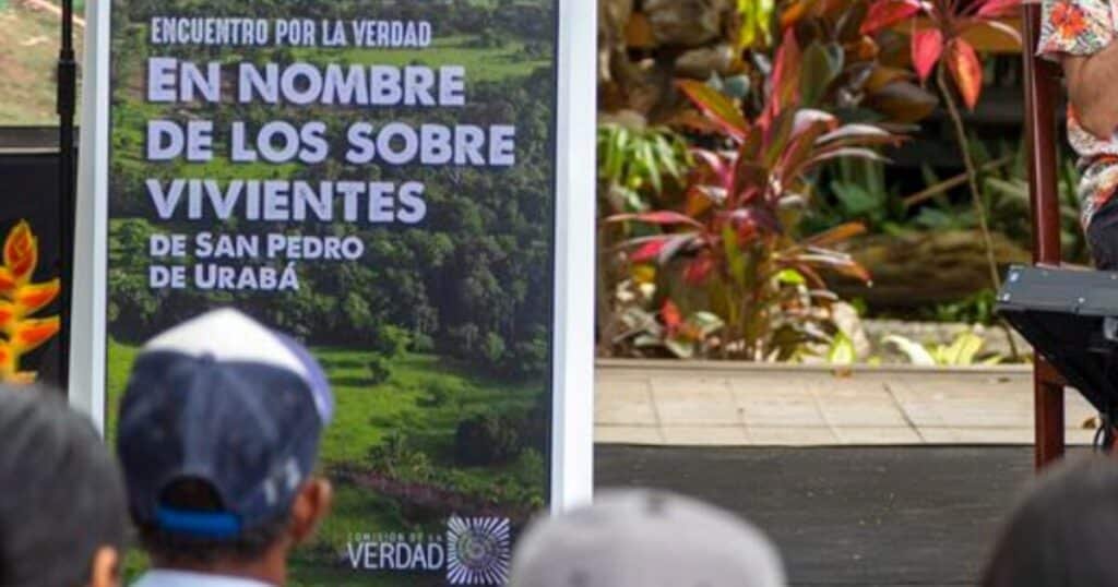 JEP acusa a militares, exguerrilleros y civiles por violencia en Urabá Imagen que representa y simboliza y refuerza el contenido de la noticia: JEP acusa a militares, exguerrilleros y civiles por violencia en Urabá