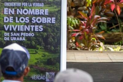 JEP acusa a militares, exguerrilleros y civiles por violencia en Urabá Imagen que representa y simboliza y refuerza el contenido de la noticia: JEP acusa a militares, exguerrilleros y civiles por violencia en Urabá