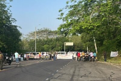 Líder de protesta en peaje Los Cedros de Córdoba denuncia hambre Imagen que representa y simboliza y refuerza el contenido de la noticia: Líder de protesta en peaje Los Cedros de Córdoba denuncia hambre