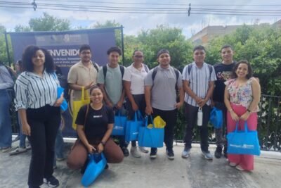 Imagen que representa y simboliza y refuerza el contenido de la noticia: Primer Seminario de Agua, Saneamiento y Residuos en Urabá reunió a estudiantes de Apartadó y Turbo