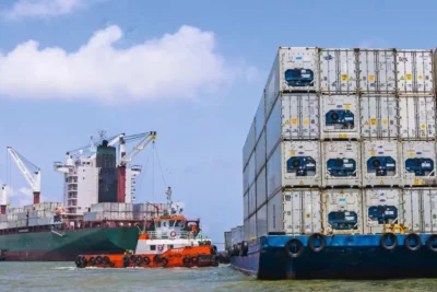 Imagen que representa y simboliza y refuerza el contenido de la noticia: Puerto Antioquia impulsa la logística y exportaciones en Urabá