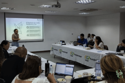 Imagen que representa y simboliza y refuerza el contenido de la noticia: Universidad de Antioquia fortalece el emprendimiento en Urabá con ciencia e innovación