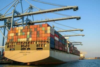 Imagen que representa y simboliza y refuerza el contenido de la noticia: Colombia y su plan para puertos marítimos sin carbono