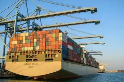 Imagen que representa y simboliza y refuerza el contenido de la noticia: Colombia y su plan para puertos marítimos sin carbono