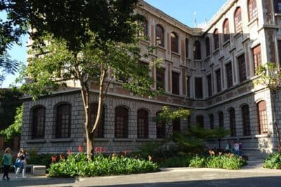 Imagen que representa y simboliza y refuerza el contenido de la noticia: Ciencias de la Vida sería clave para ampliar la presencia histórica de la UdeA en Urabá