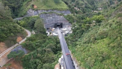 Imagen que representa y simboliza y refuerza el contenido de la noticia: Colombia inaugura el túnel más largo de América Latina