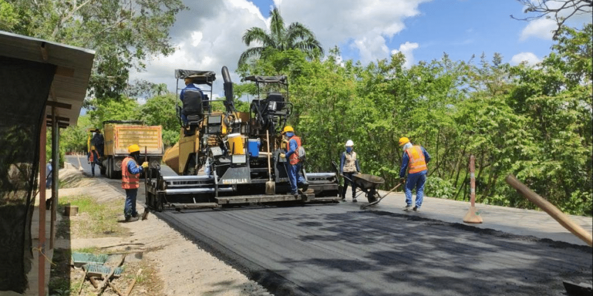 Imagen que representa y simboliza y refuerza el contenido de la noticia: Grupo Argos y 30 empresas lanzan 10 proyectos con Obras por Impuestos