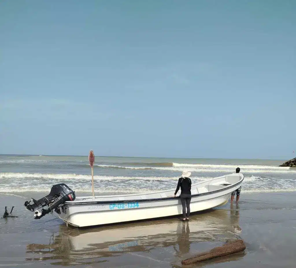 Imagen que representa y simboliza y refuerza el contenido de la noticia: Sabiduría de pescadores y ciencia climática protegen a marineros en el Golfo de Urabá, Colombia
