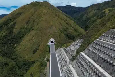 Túnel del Toyo: megaobra en Colombia que mejorará el comercio Imagen que representa y simboliza y refuerza el contenido de la noticia: Túnel del Toyo: megaobra en Colombia que mejorará el comercio