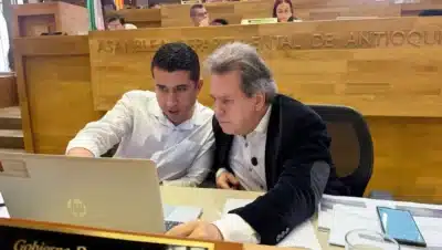 Imagen que representa y simboliza y refuerza el contenido de la noticia: Antioquia moderniza catastro y fortalece autonomía fiscal de 96 municipios