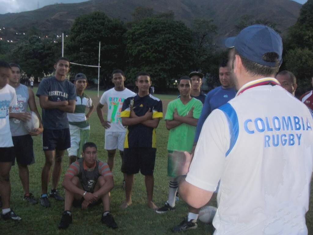 Buenaventura y Apartadó comparten experiencias de inclusión social en rugby con Venezuela Imagen que representa y simboliza y refuerza el contenido de la noticia: Buenaventura y Apartadó comparten experiencias de inclusión social en rugby con Venezuela