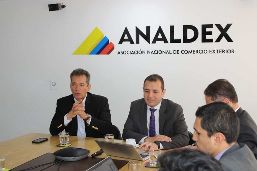 Analdex propone alcanzar 100.000 millones de dólares en exportaciones Imagen que representa y simboliza y refuerza el contenido de la noticia: Analdex propone alcanzar 100.000 millones de dólares en exportaciones