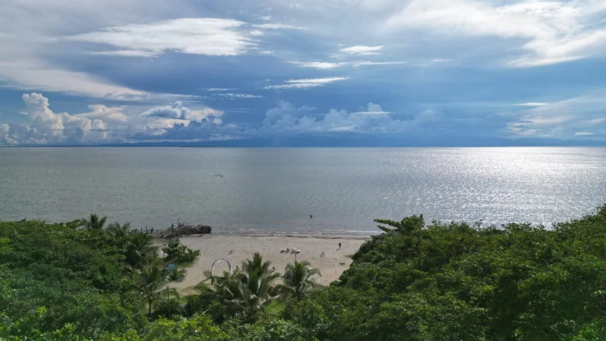 Imagen que representa y simboliza y refuerza el contenido de la noticia: Simona del Mar, refugio en Urabá para viajar y conservar