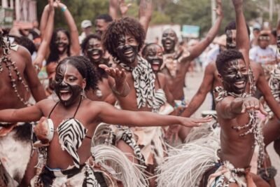 Imagen que representa y simboliza y refuerza el contenido de la noticia: Festival Vibra Urabá regresa para celebrar la cultura antioqueña