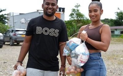 Imagen que representa y simboliza y refuerza el contenido de la noticia: Gobierno nacional entrega apoyo alimentario a estudiantes de Antioquia durante el receso escolar