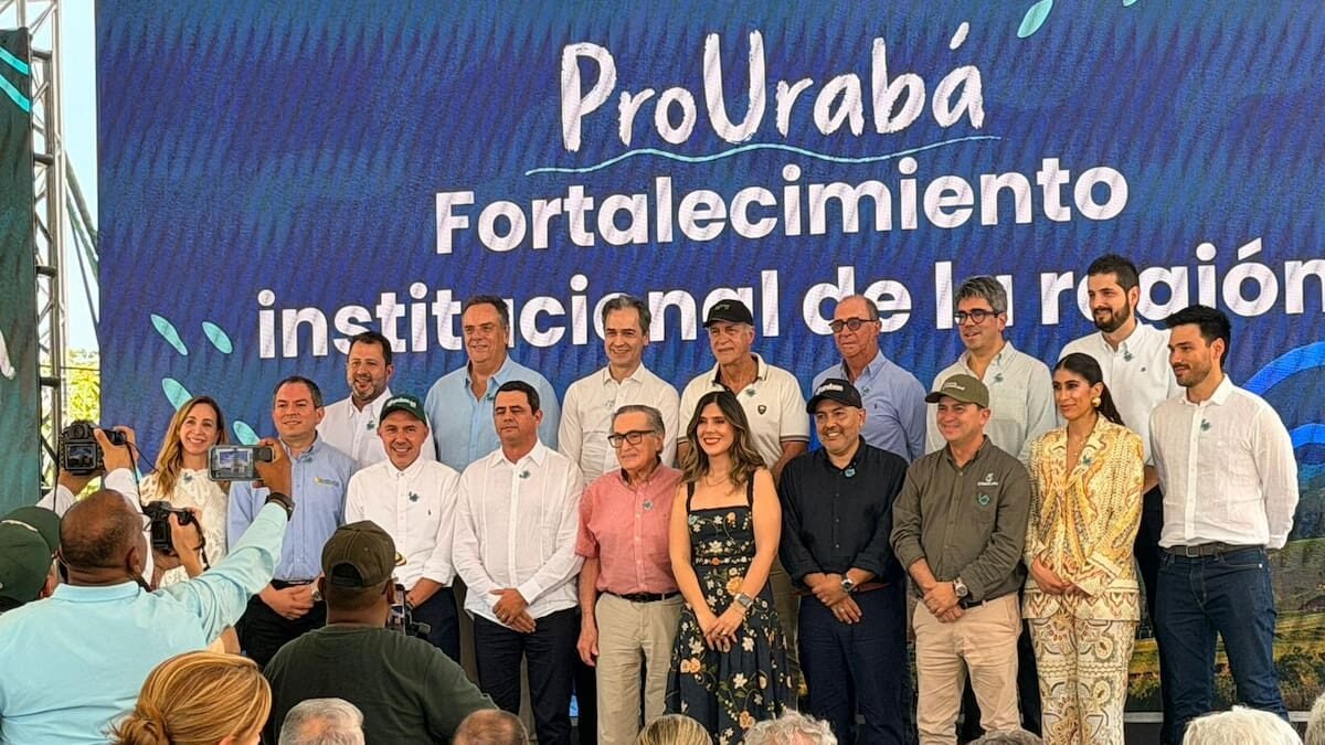 Imagen que representa y simboliza y refuerza el contenido de la noticia: Proantioquia resalta apoyo de la CAF a Urabá con un millón de dólares