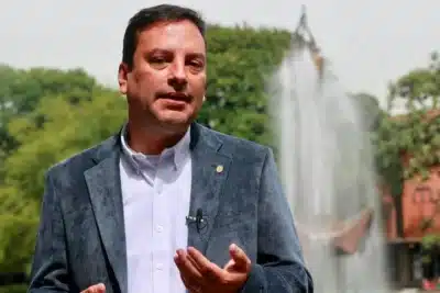 Imagen que representa y simboliza y refuerza el contenido de la noticia: Rector de la Universidad de Antioquia inicia en Urabá recorrido por el desarrollo regional