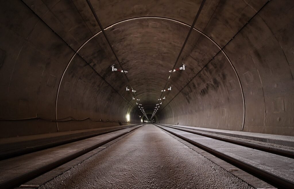 El túnel del Toyo se terminará antes de lo esperado, se acuerda entrega Imagen que representa y simboliza y refuerza el contenido de la noticia: El túnel del Toyo se terminará antes de lo esperado, se acuerda entrega