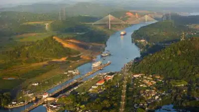 Imagen que representa y simboliza y refuerza el contenido de la noticia: Gobiernos previos y propuestas del canal interoceánico en Chocó
