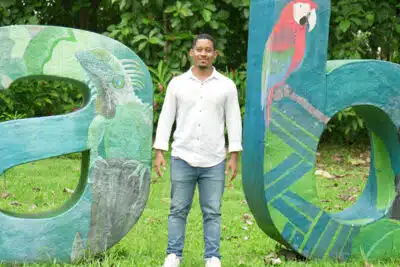 Estudiante de Ingeniería Civil en Urabá que emprende en el territorio