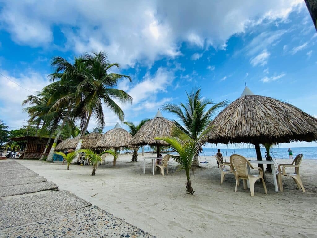 Necoclí, el sabor del mar en Urabá: qué comer y qué visitar Imagen que representa y simboliza Necoclí turismo y refuerza el contenido de la noticia: Necoclí, el sabor del mar en Urabá: qué comer y qué visitar